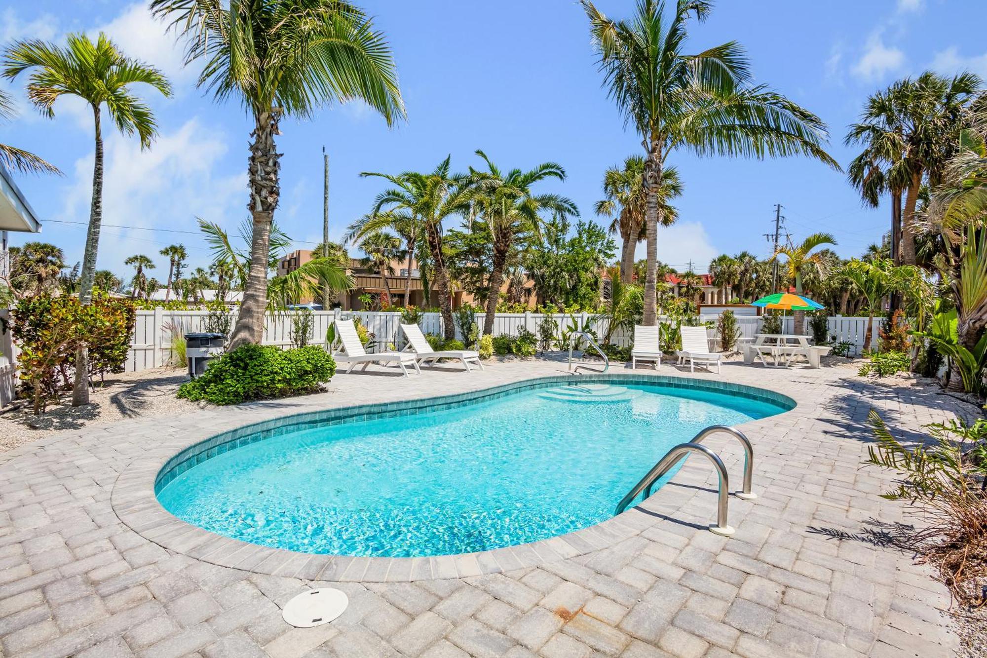 Tropical Breeze Resort サラソータ エクステリア 写真